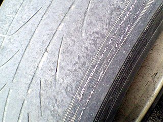 tire002.jpg